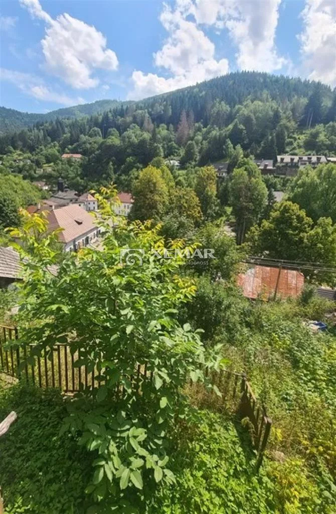 Rodinný dom na predaj 841m2, Špania Dolina, 127593_2