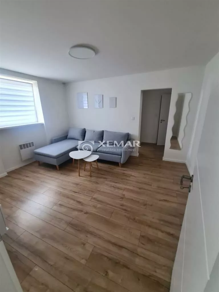 2 izbový byt na predaj 44m2, J. Alexyho, Zvolen, 132294_2