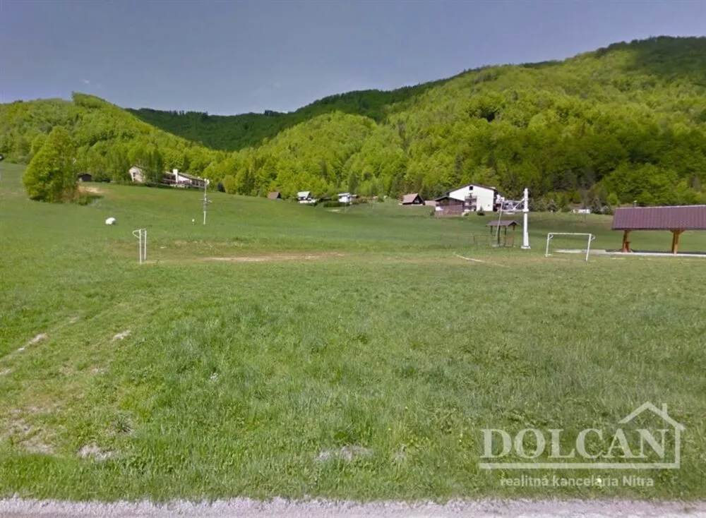 Pozemok pre bytovú výstavbu na predaj 1332m2, Mlynská, Hronec, 132746_1