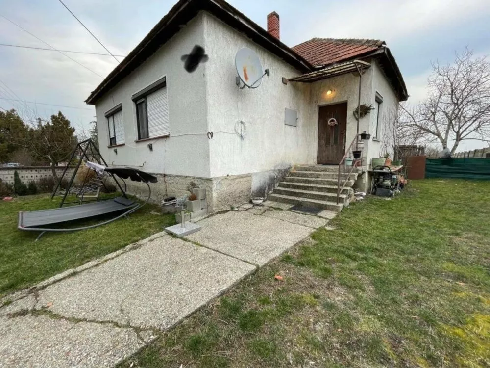Rodinný dom na predaj 612m2, Veľké Kosihy, 129659_0
