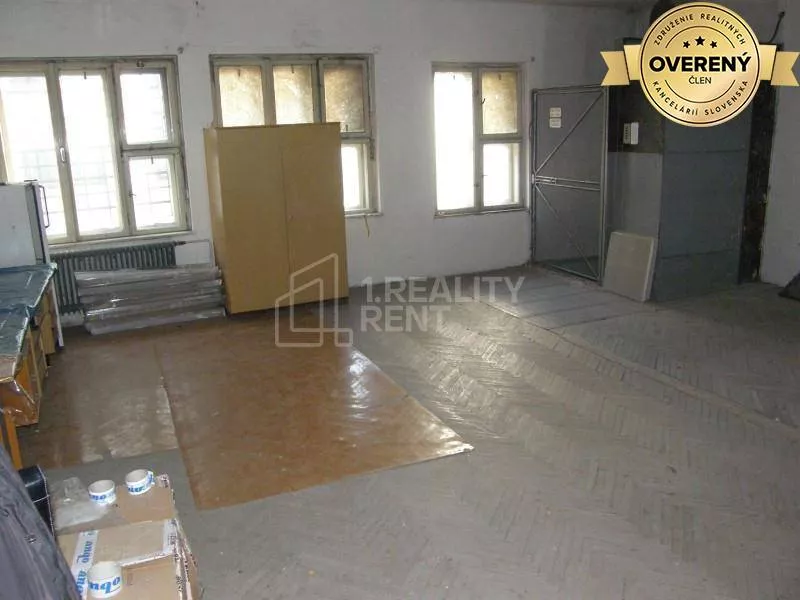 Obchodné priestory na prenájom 667m2, Mariánske námestie, Žilina, 134229_8