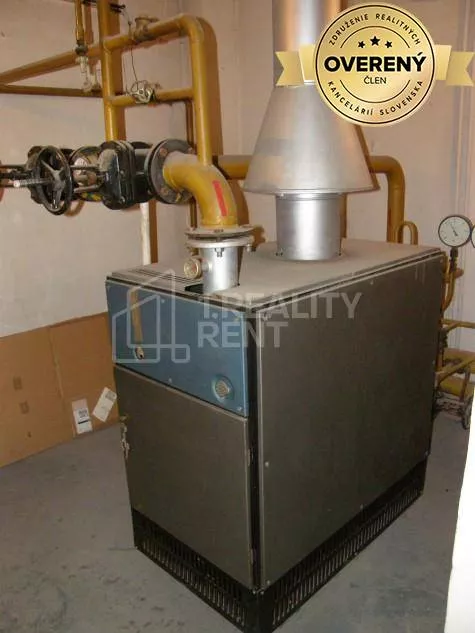 Obchodné priestory na prenájom 667m2, Mariánske námestie, Žilina, 134229_9