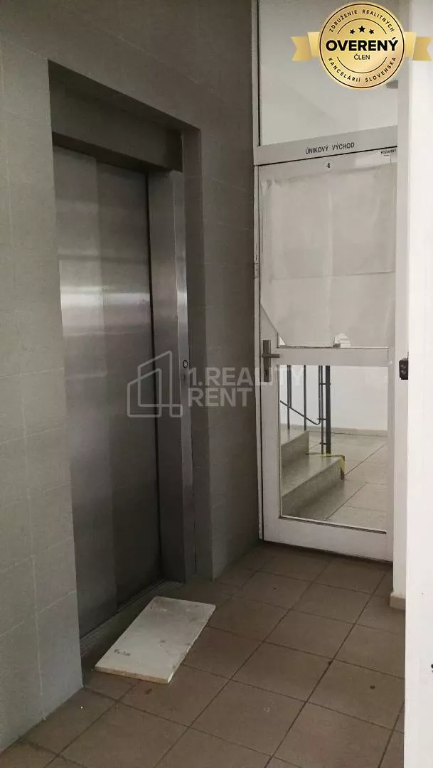 Obchodné priestory na prenájom 460m2, Národná, Žilina, 135315_11