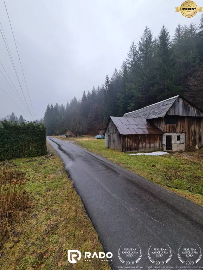 Pozemok pre rod. domy na predaj 1752m2, Horná Mariková, 135583_0