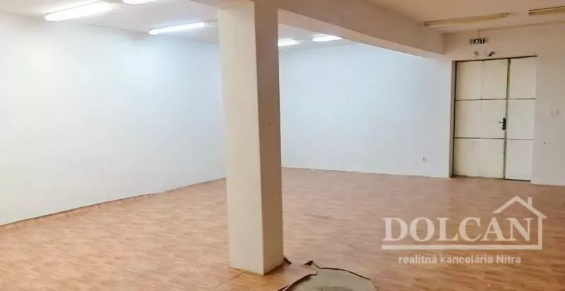 Skladový objekt na prenájom 168m2, Novozámocká, Nitra, 138064_1