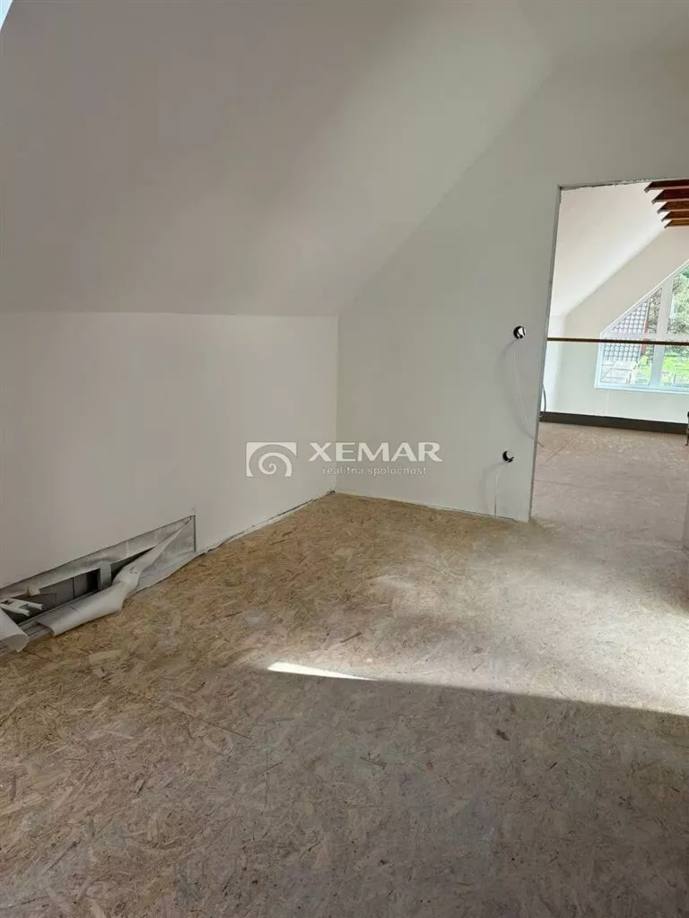 Rodinný dom na predaj 381m2, Osloboditeľov, Lieskovec, 133121_17