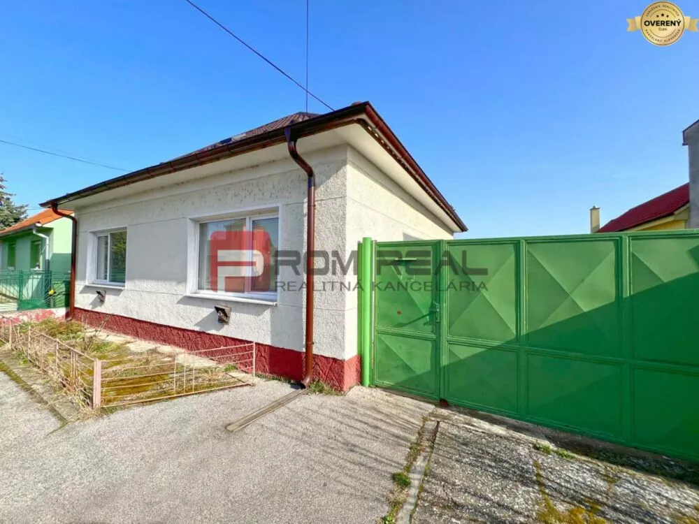 Rodinný dom na predaj 4221m2, Malobielska, Veľký Biel, 138712_0