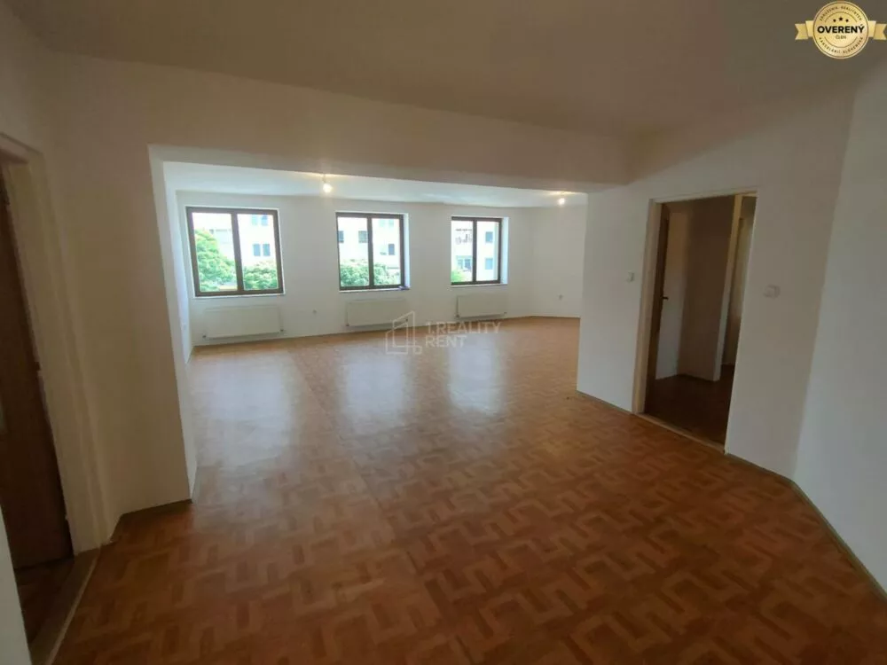 Kancelárie, admin. priestory na predaj 118m2, Kysucké Nové Mesto, 141066_1