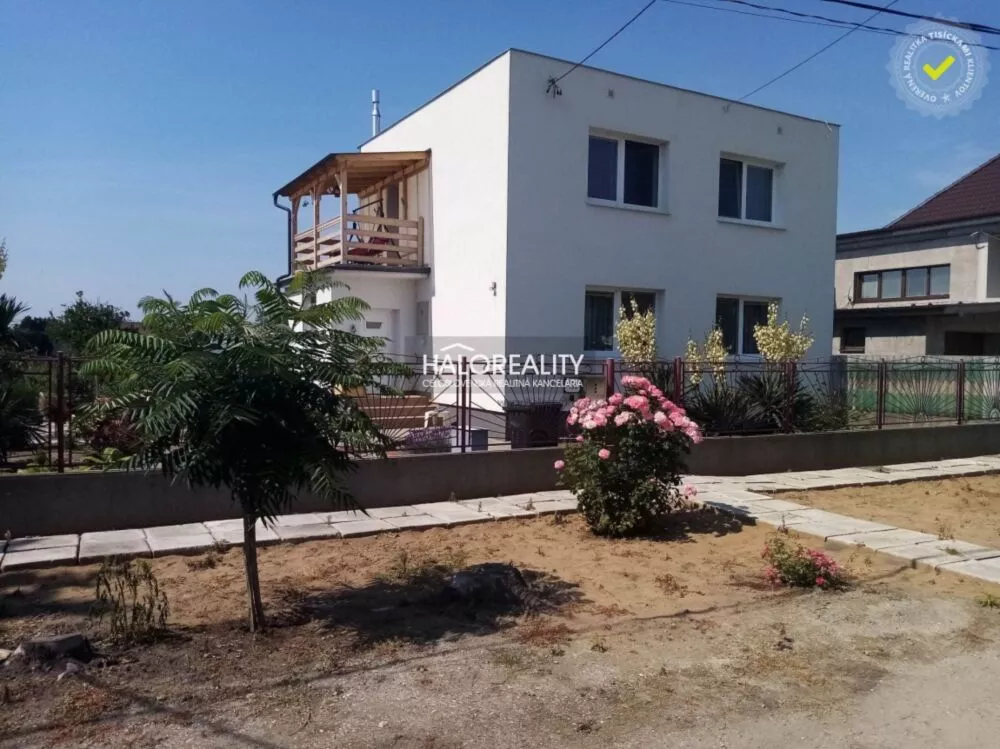 Rodinný dom na predaj 142m2, Iža, 141603_0