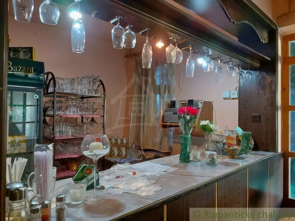 Rodinný dom na predaj 600m2, Moča, 103943_12