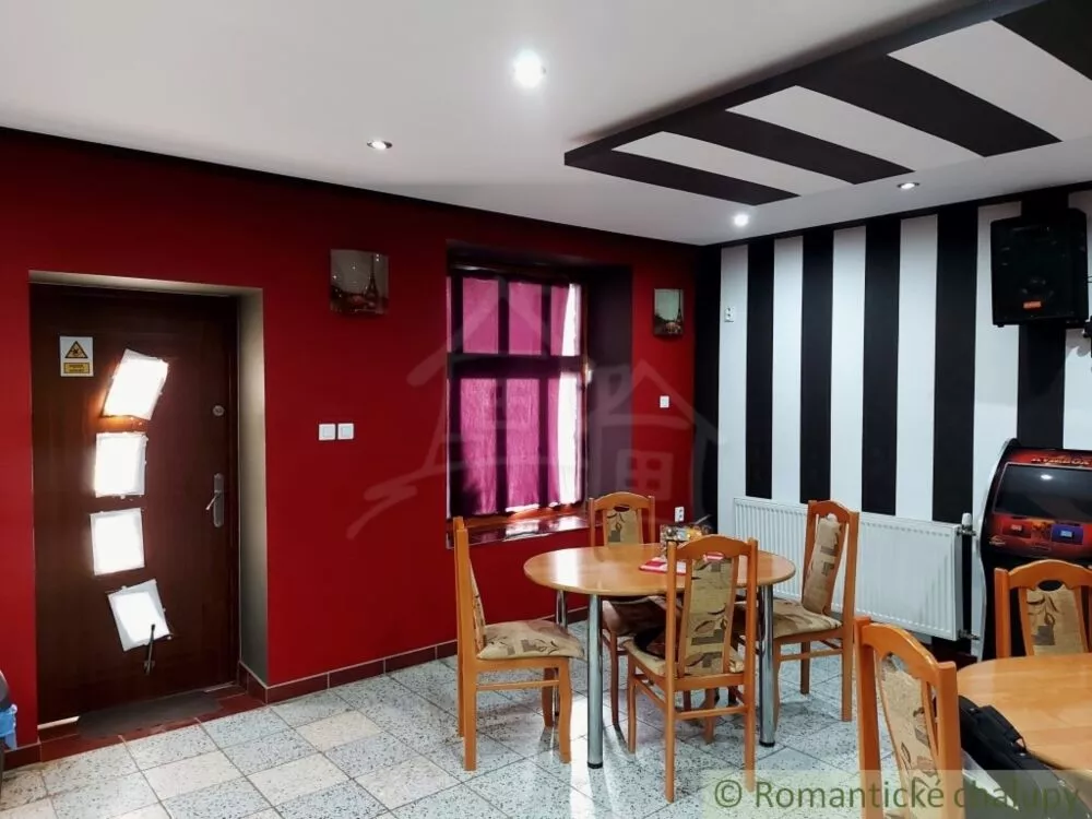 Rodinný dom na predaj 600m2, Moča, 103943_21