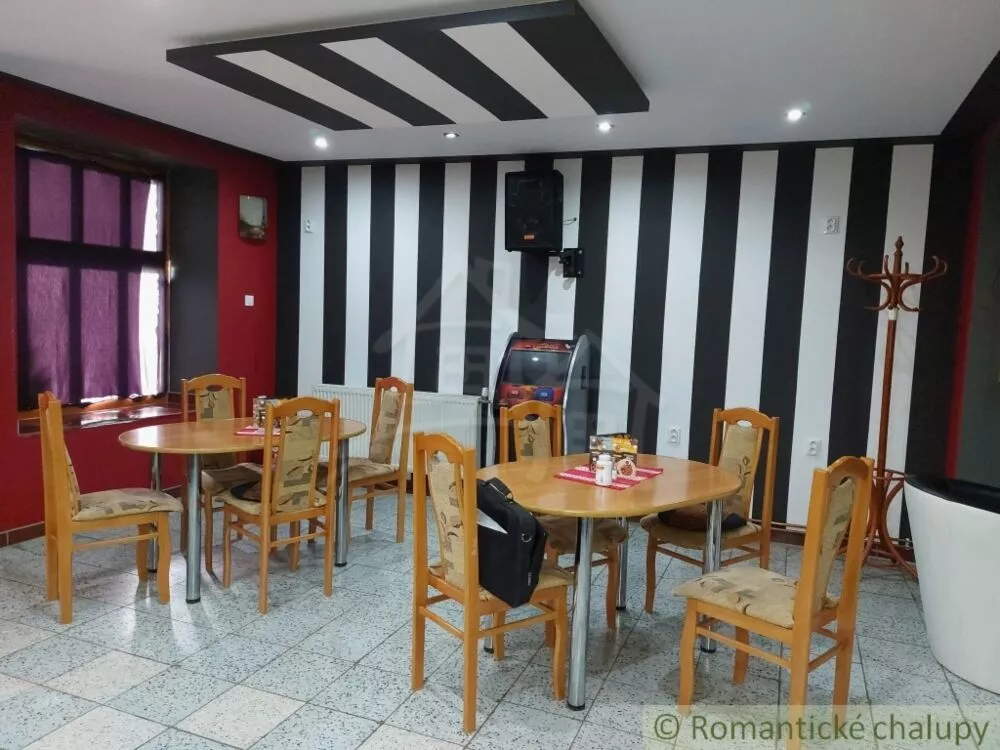 Rodinný dom na predaj 600m2, Moča, 103943_22