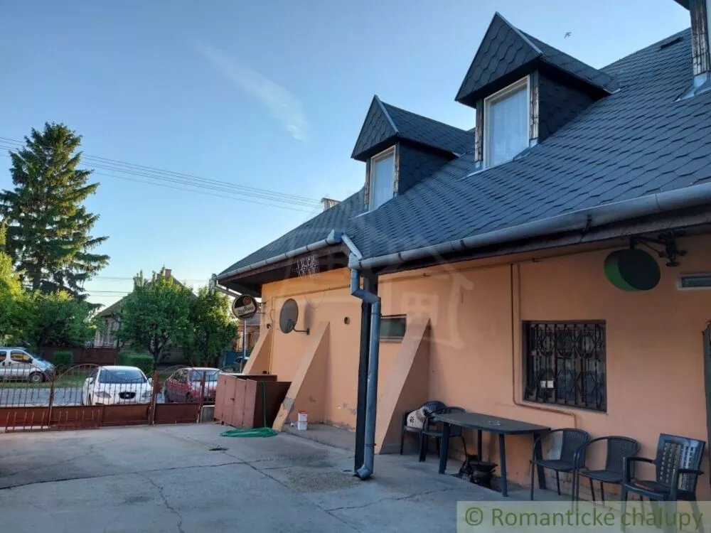 Rodinný dom na predaj 600m2, Moča, 103943_44