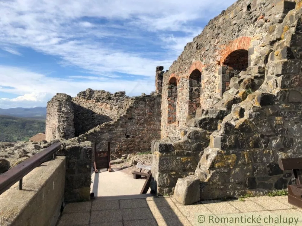 Rodinný dom na predaj 600m2, Moča, 103943_54