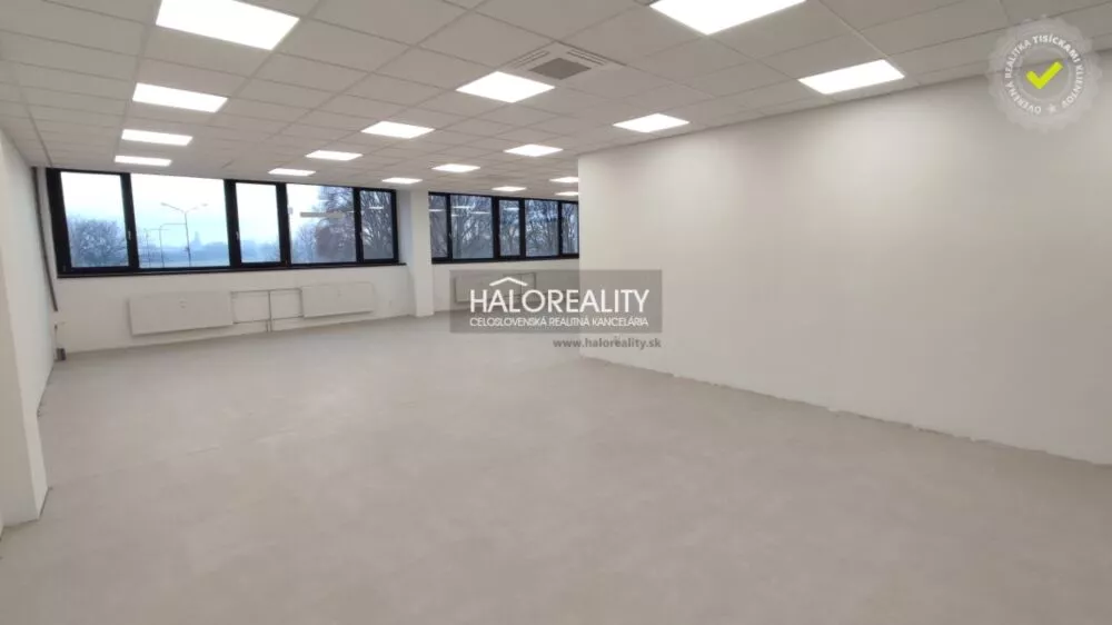 Polyfunkčný objekt na prenájom 1420m2, Partizánske, 135424_7