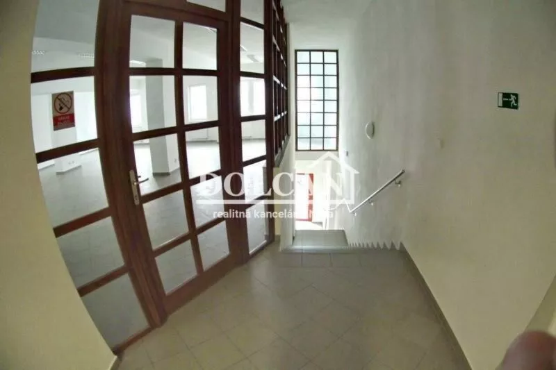 Obchodné priestory na prenájom 112m2, Štefánikova, Nitra, 126278_4