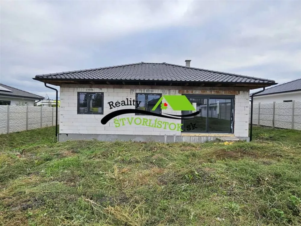 Rodinný dom na predaj 627m2, Orechová, Senica, 145669_2