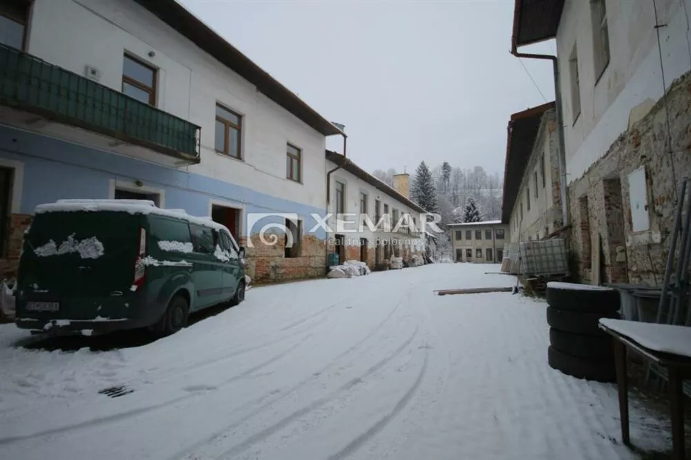 Polyfunkčný objekt na predaj 2500m2, Brezno, 120793_4