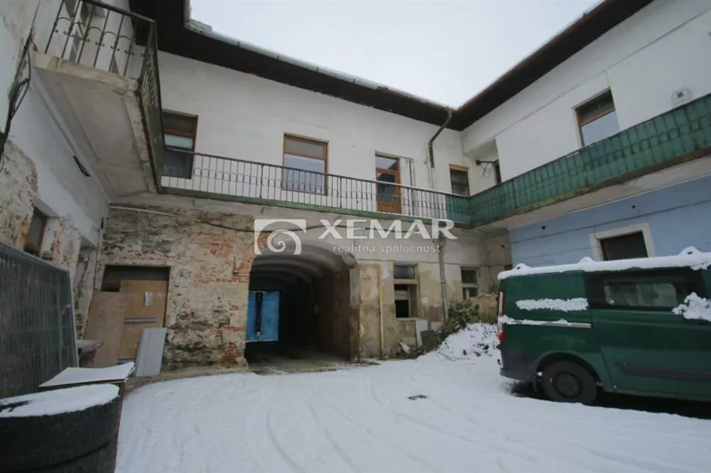 Polyfunkčný objekt na predaj 2500m2, Brezno, 120793_6