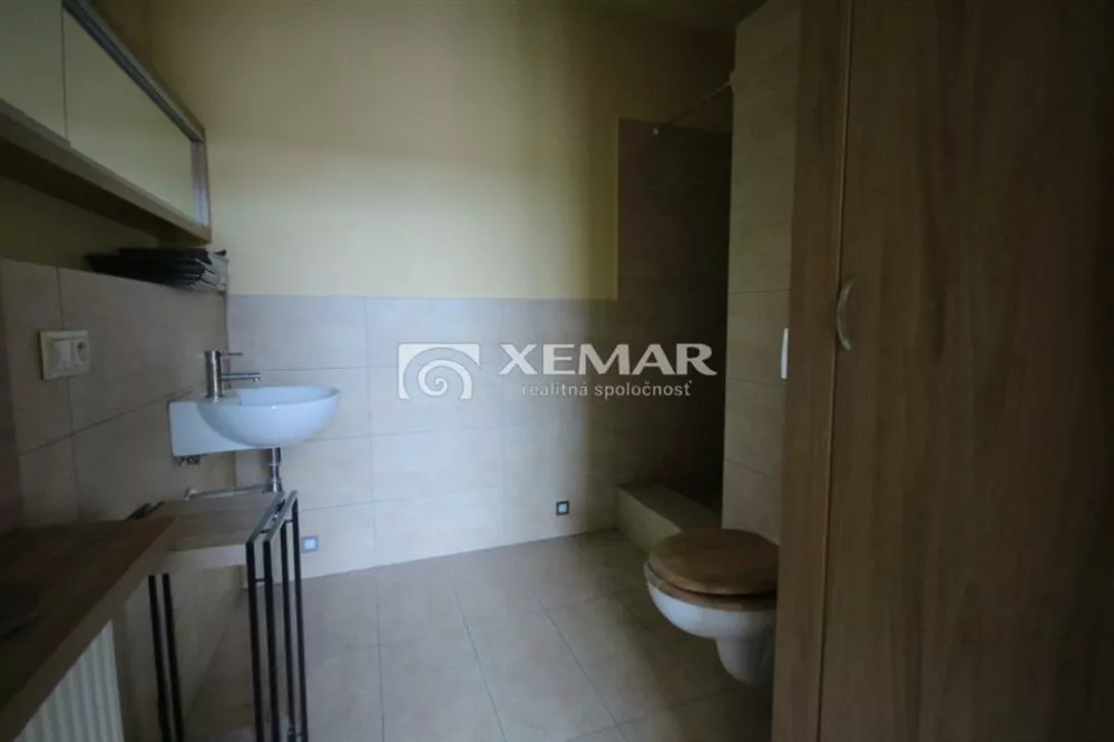 Polyfunkčný objekt na predaj 2500m2, Brezno, 120793_14