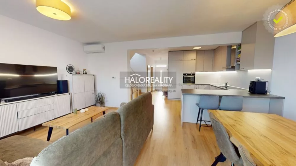 Rodinný dom na predaj 124m2, Chorvátsky Grob, 146490_1