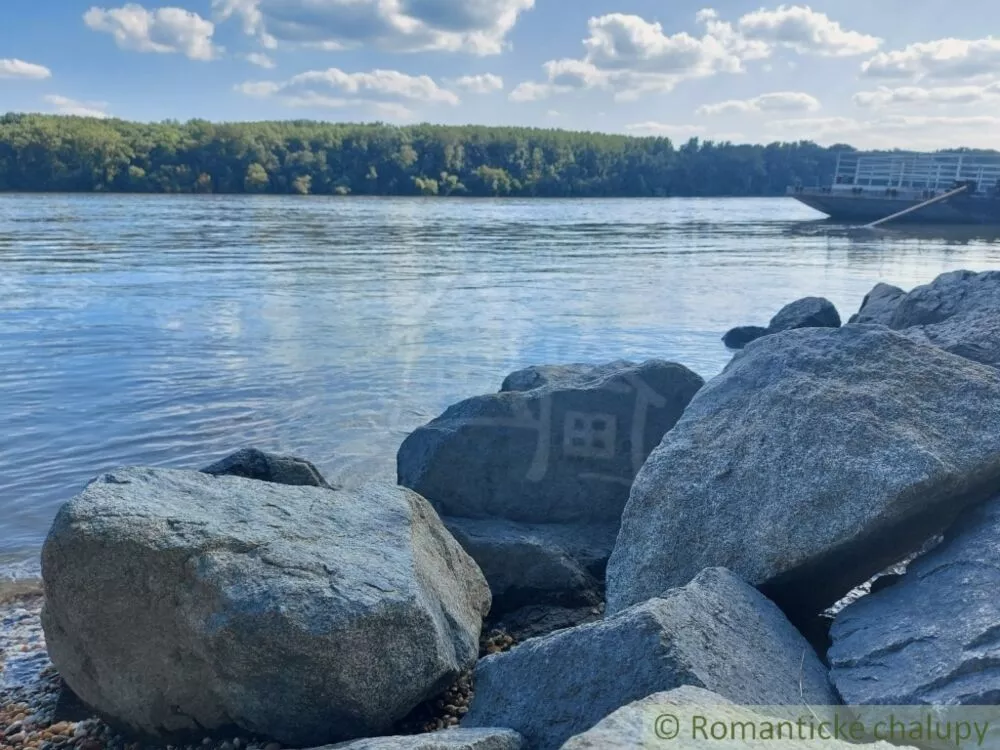 Záhrada na predaj 700m2, Moča, 139855_9