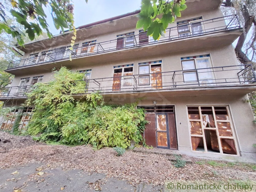 Objekt pre obchod na predaj 700m2, Patince, 146650_1