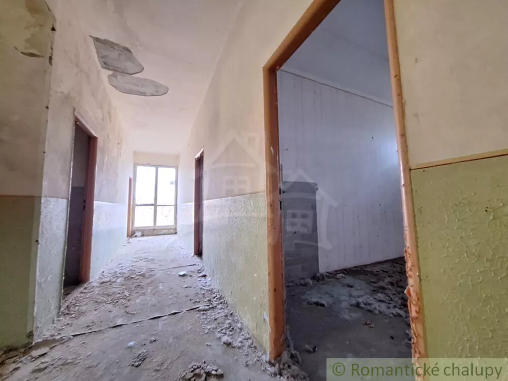 Objekt pre obchod na predaj 700m2, Patince, 146650_7