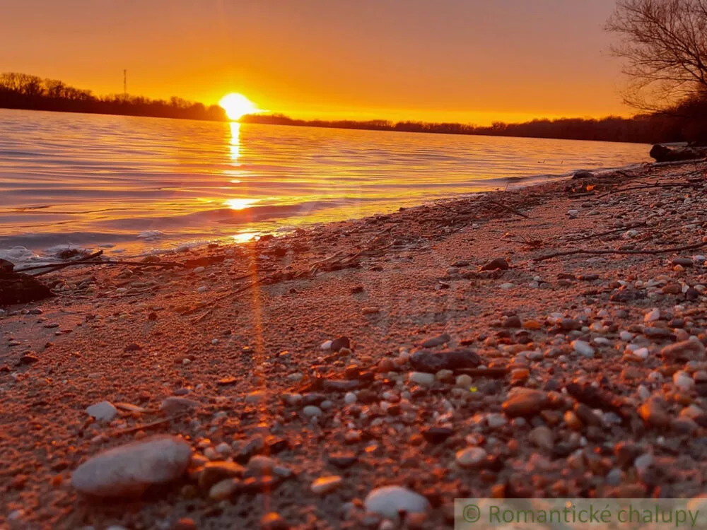 Objekt pre obchod na predaj 700m2, Patince, 146650_27