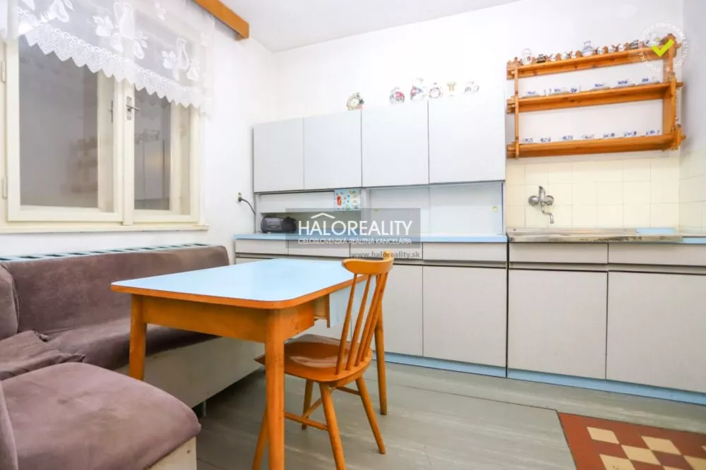 Rodinný dom na predaj 1651m2, Rajec, 147401_11