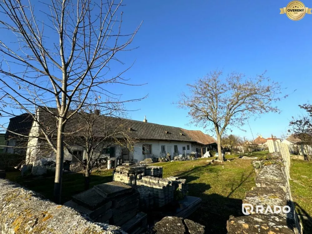 Pozemok pre rod. domy na predaj 1112m2, Lehnice, 148655_0