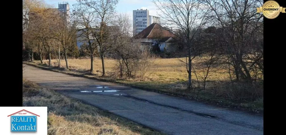 Pozemok pre rod. domy na predaj 12100m2, Gbelce, 148779_0