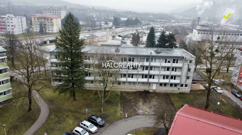 Polyfunkčný objekt na predaj 987m2, Revúca, 148812_3