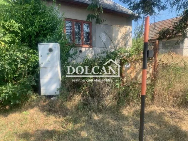 Pozemok pre bytovú výstavbu na predaj 2373m2, Malé Chyndice, Malé Chyndice, 143188_1