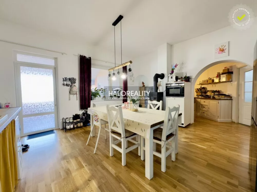 Rodinný dom na predaj 130m2, Semerovo, 149669_0