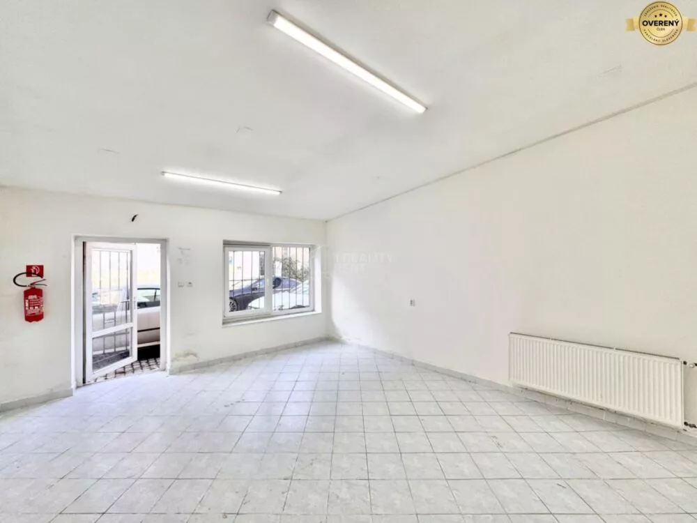 Obchodné priestory na prenájom 77m2, Žilina, 134230_1