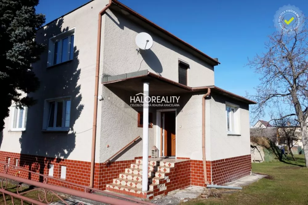 Rodinný dom na predaj 280m2, Lehota pod Vtáčnikom, 149811_0
