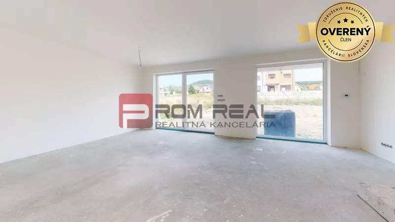 Rodinný dom na predaj 129m2, Topoľová, Pezinok, 150157_0