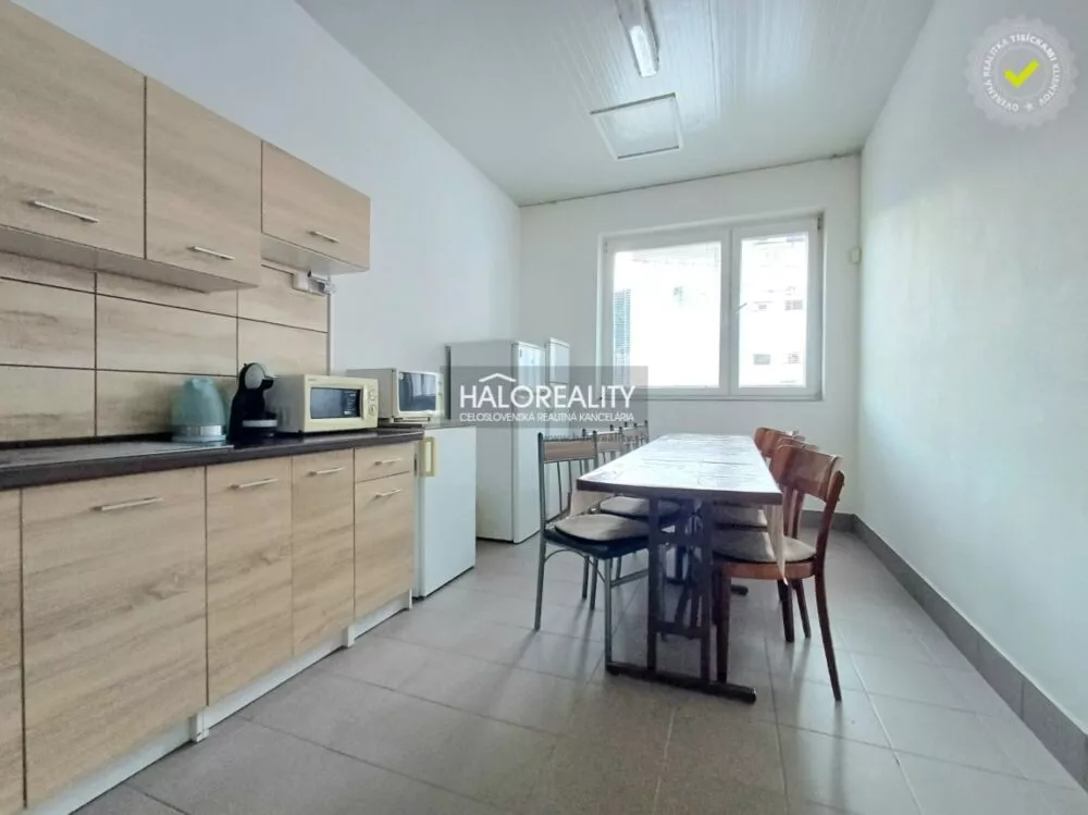 Skladové priestory na predaj 1473m2, Handlová, 150294_5