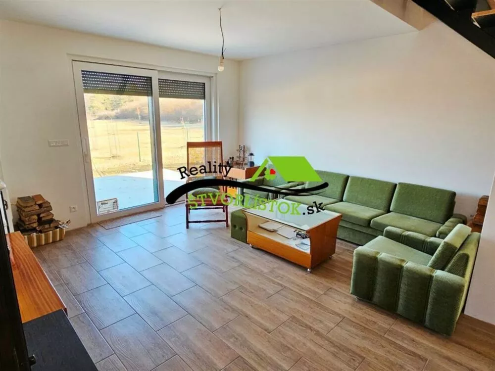 Rodinný dom na predaj 905m2, Zlatnícka Dolina, Skalica, 150356_2