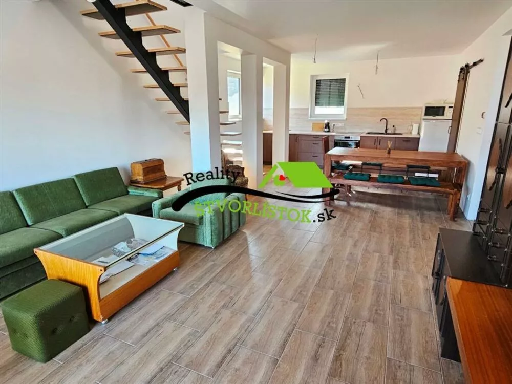 Rodinný dom na predaj 905m2, Zlatnícka Dolina, Skalica, 150356_3