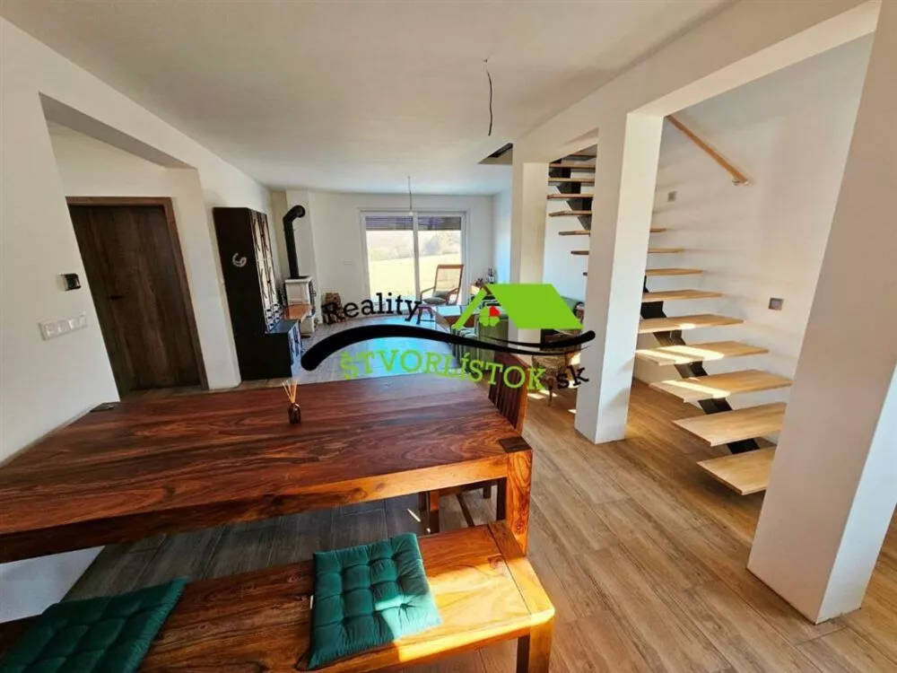 Rodinný dom na predaj 905m2, Zlatnícka Dolina, Skalica, 150356_17