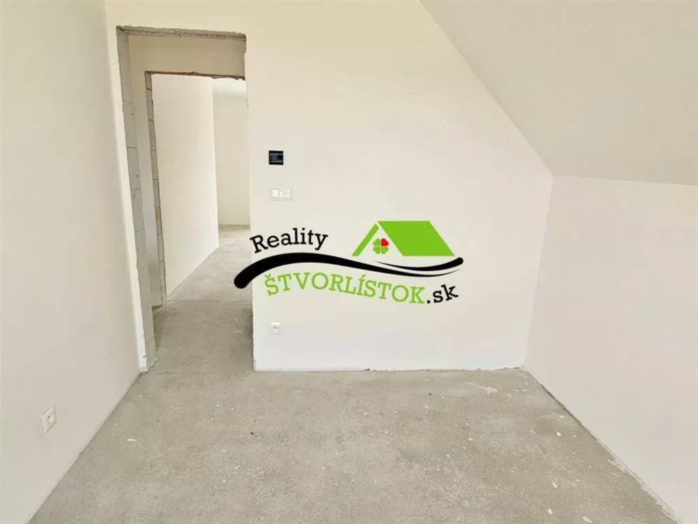 Rodinný dom na predaj 905m2, Zlatnícka Dolina, Skalica, 150356_22