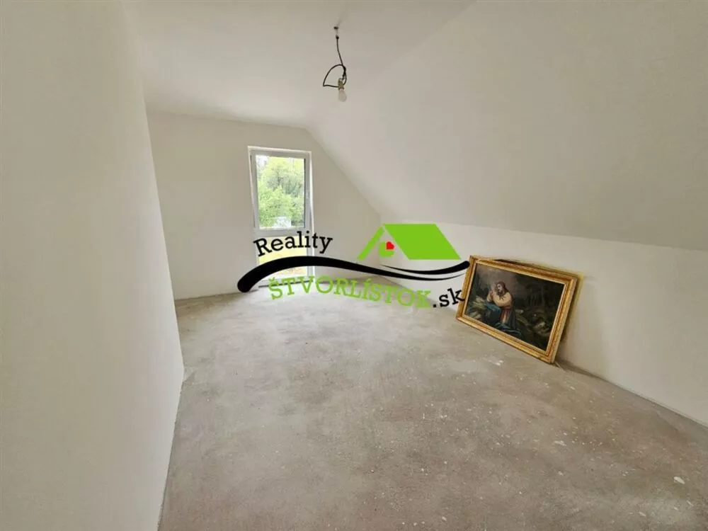 Rodinný dom na predaj 905m2, Zlatnícka Dolina, Skalica, 150356_24