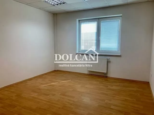 Kancelárie, admin. priestory na prenájom 26m2, Štúrova, Nitra, 151389_1