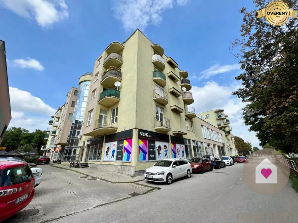Obchodné priestory na predaj 87m2, Hlavná, Galanta, 151548_0