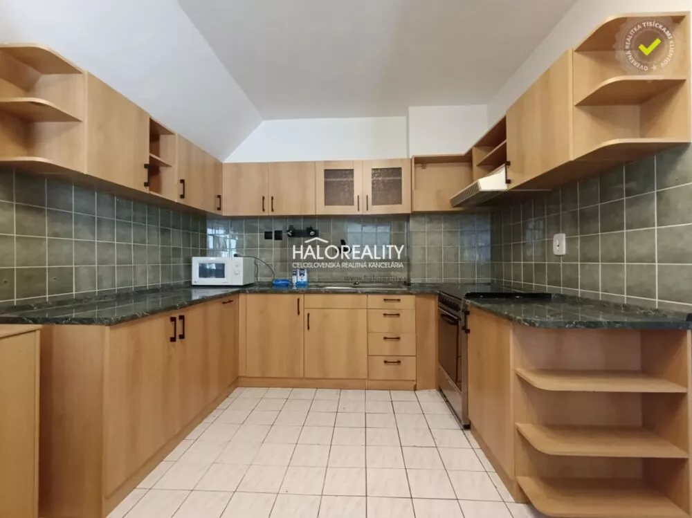 Rodinný dom na predaj 283m2, Malá Čausa, 151661_0