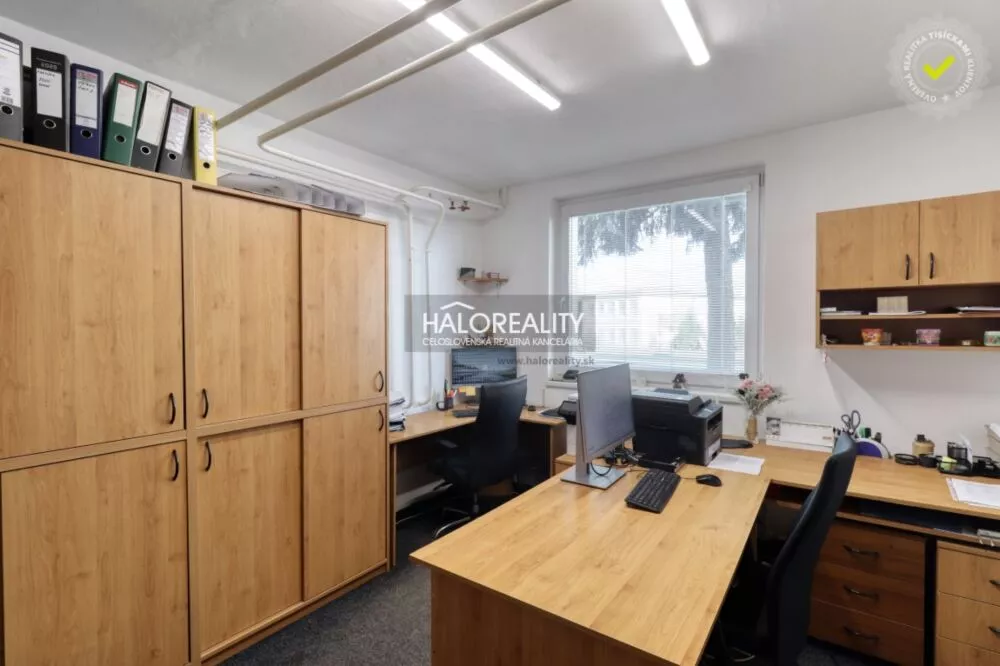 Administratívny objekt na predaj 137m2, Vrbové, 152075_9