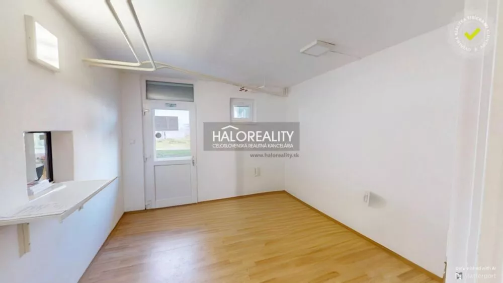 Administratívny objekt na predaj 137m2, Vrbové, 152075_19