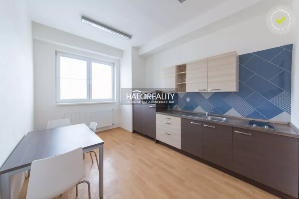 Administratívny objekt na predaj 3811m2, Kolíňany, 152128_7